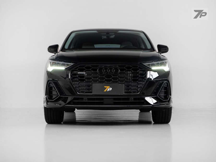 Foto do veículo AUDI Q3  SPORTBACK TFSI PERFORMANCE QUATTRO 2022 7.718 KM 229.000,00