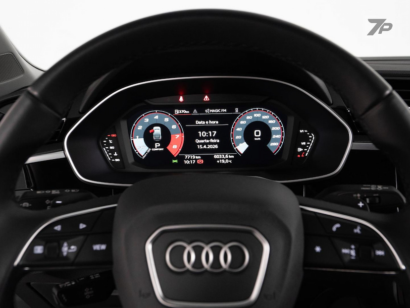 Foto do veículo AUDI Q3  SPORTBACK TFSI PERFORMANCE QUATTRO 2022 7.718 KM 229.000,00