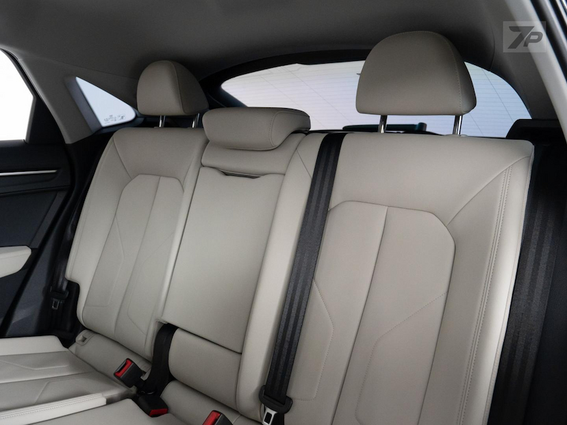 Foto do veículo AUDI Q3  SPORTBACK TFSI PERFORMANCE QUATTRO 2022 7.718 KM 229.000,00