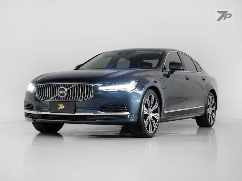 Foto do veículo VOLVO S90  T8 INSCRIPT 2021 62.300 KM 209.000,00