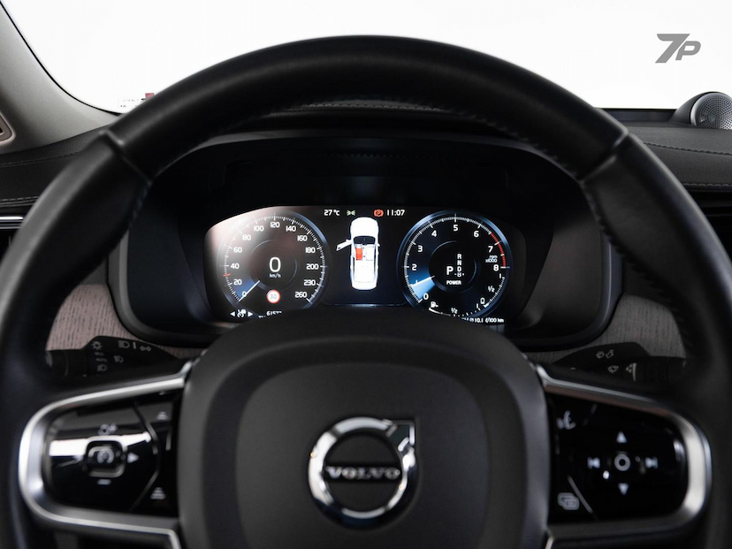 Foto do veículo VOLVO S90  T8 INSCRIPT 2021 62.300 KM 209.000,00