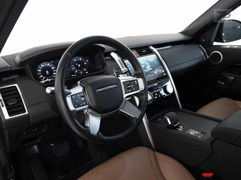 Foto do veículo LAND ROVER DISCOVERY DISC D300 HSE 2022 32.655 KM 399.000,00