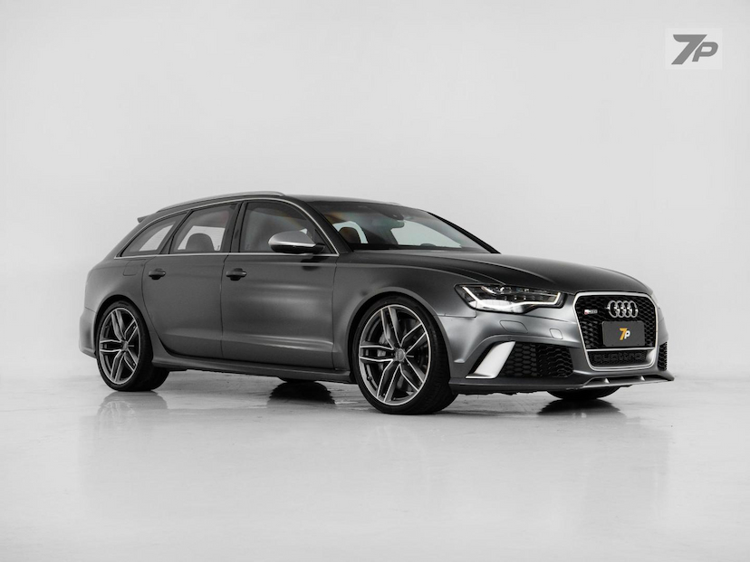 Foto do veículo AUDI RS6  AVANT 4.0TFSI 2014 54.670 KM 328.500,00