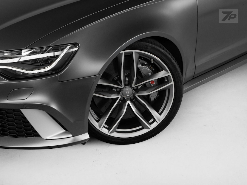 Foto do veículo AUDI RS6  AVANT 4.0TFSI 2014 54.670 KM 328.500,00