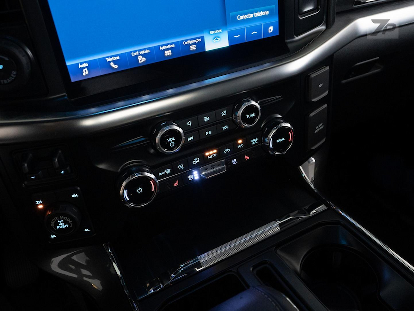 Foto do veículo FORD F-150  LARIAT 2023 39.056 KM 379.800,00