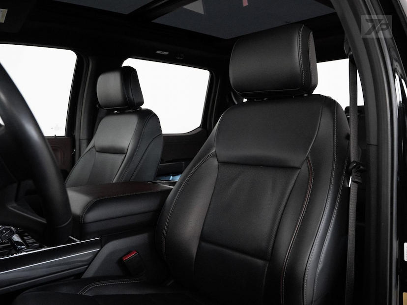 Foto do veículo FORD F-150  LARIAT 2023 39.056 KM 379.800,00