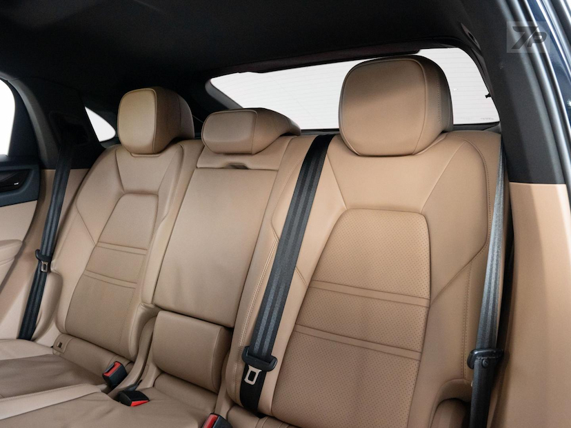 Foto do veículo PORSCHE CAYENNE  3.0 V6 GASOLINA COUPE AWD TIPTRONIC S 2020 46.526 KM 419.000,00