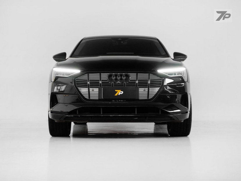 Foto do veículo AUDI E-TRON E TRON SPB 2020 43.900 KM 249.800,00