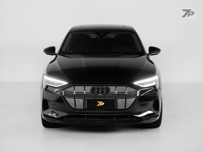 Foto do veículo AUDI E-TRON E TRON SPB 2020 43.900 KM 249.800,00