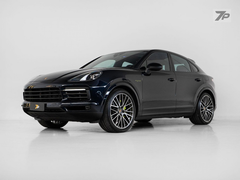 Foto do veículo PORSCHE CAYENNE  CP PHE 2023 5.290 KM 615.000,00