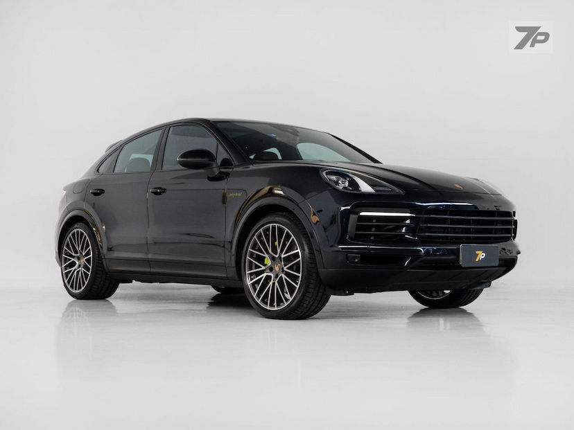 Foto do veículo PORSCHE CAYENNE  CP PHE 2023 5.290 KM 615.000,00
