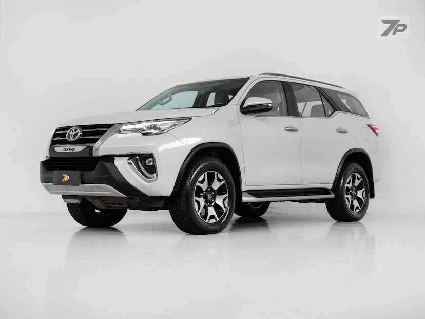 Foto do veículo TOYOTA HILUX  SWDMDA4JD 2019 173.105 KM 229.000,00