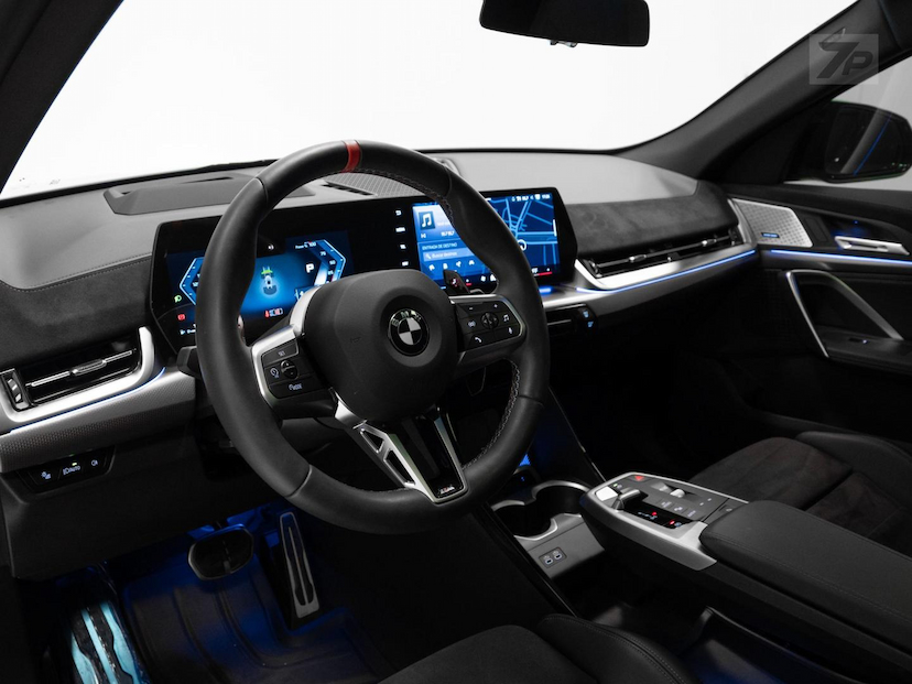 Foto do veículo BMW X2  M35I 2025 6.402 KM 433.500,00