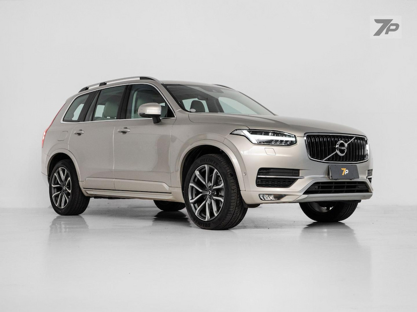 Foto do veículo VOLVO XC90  T6 MOMENTUM 2018 73.900 KM 169.000,00