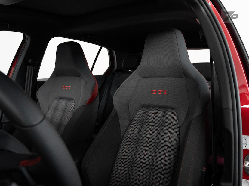 Foto do veículo VOLKSWAGEN GOLF  GTI 2026 0 KM 459.000,00