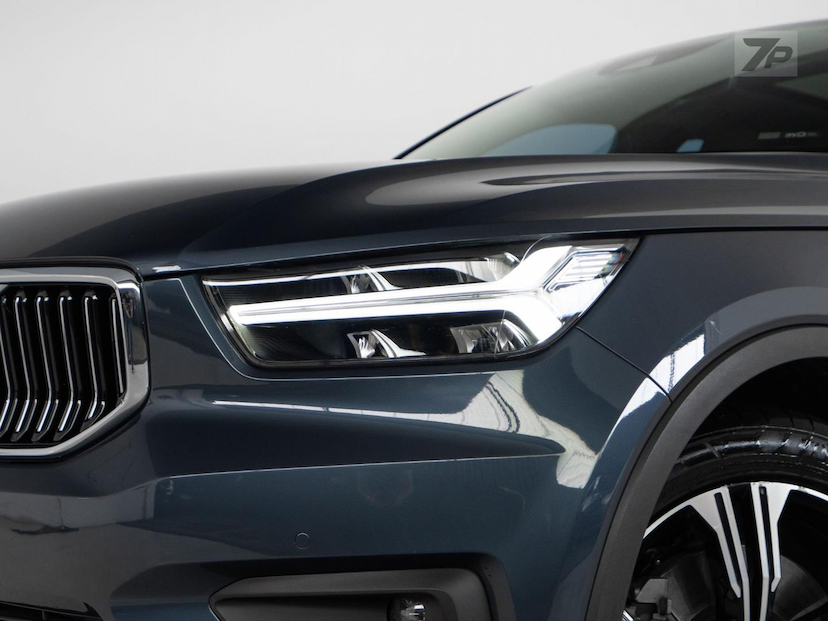 Foto do veículo VOLVO XC40  T5H INSCRIPTION 2022 33.643 KM 175.800,00