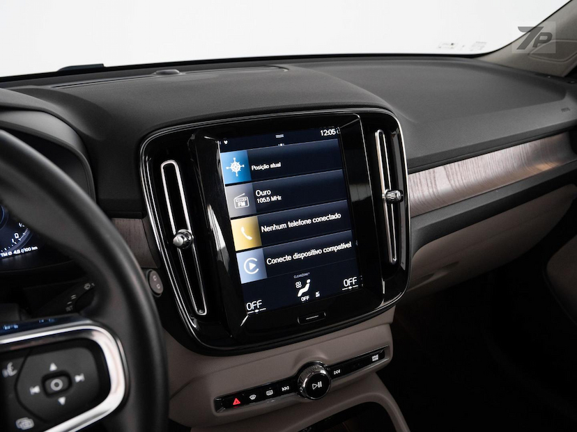 Foto do veículo VOLVO XC40  T5H INSCRIPTION 2022 33.643 KM 175.800,00
