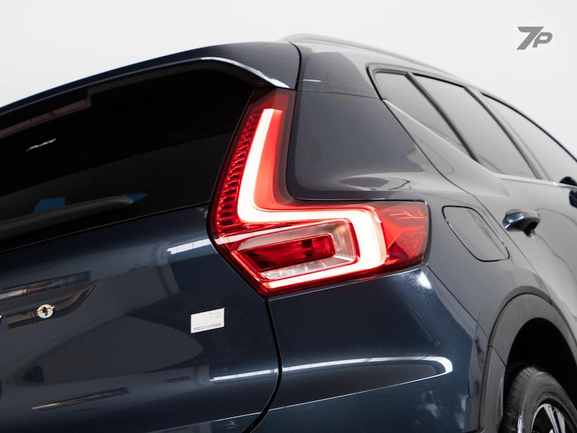 Foto do veículo VOLVO XC40  T5H INSCRIPTION 2022 33.643 KM 175.800,00