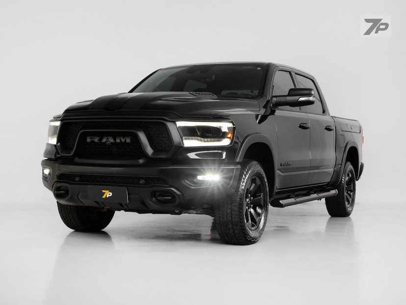 Foto do veículo RAM 1500  REBEL HEMI 2021 77.000 KM 309.000,00