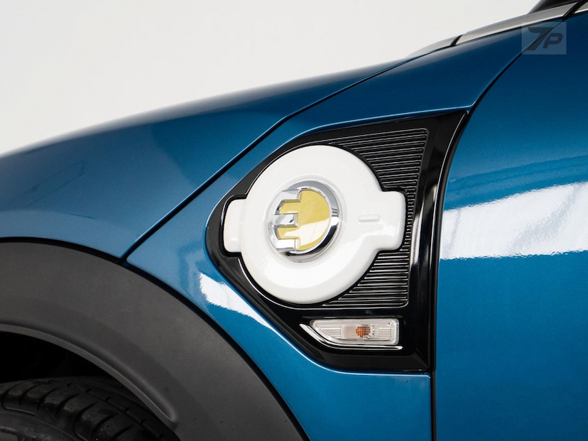Foto do veículo MINI COUNTRYMAN  PHEV 2023 12.885 KM 259.000,00