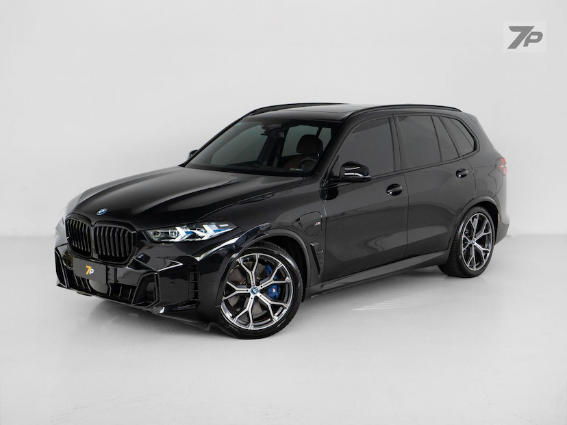 Foto do veículo BMW X5  XDRIVE50E MSP 2024 7.378 KM 579.500,00