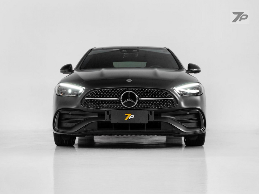 Foto do veículo MERCEDES-BENZ C 300 C300 AMG LINE 2024 12.180 KM 345.000,00