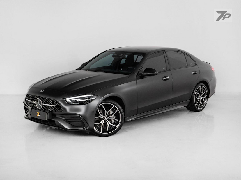 Foto do veículo MERCEDES-BENZ C 300 C300 AMG LINE 2024 12.180 KM 345.000,00