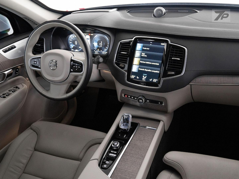 Foto do veículo VOLVO XC90  T8 INSCRIPT 2021 81.236 KM 279.500,00