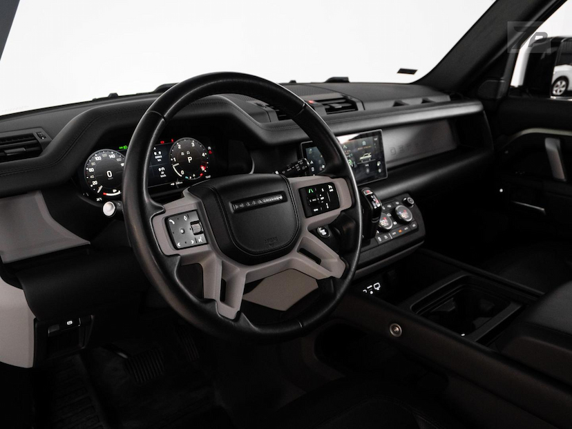 Foto do veículo LAND ROVER RANGE ROVER SPORT LR DEF110D S XD 7L 2023 47.000 KM 479.500,00