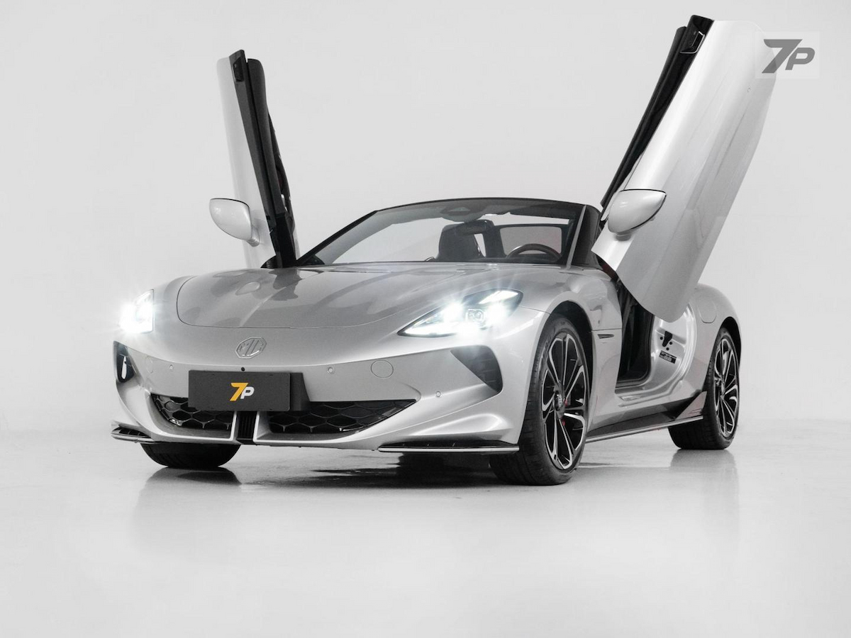 Foto do veículo MG CYBERSTER  77 KWH AWD 2025/2026 4.275 KM R$ 468.500,00