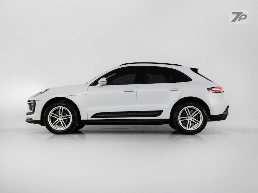 Foto do veículo PORSCHE MACAN  2025 3.906 KM 515.000,00