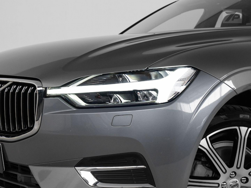 Foto do veículo VOLVO XC60  T8 INSCRIPT 2020 40.350 KM 189.000,00