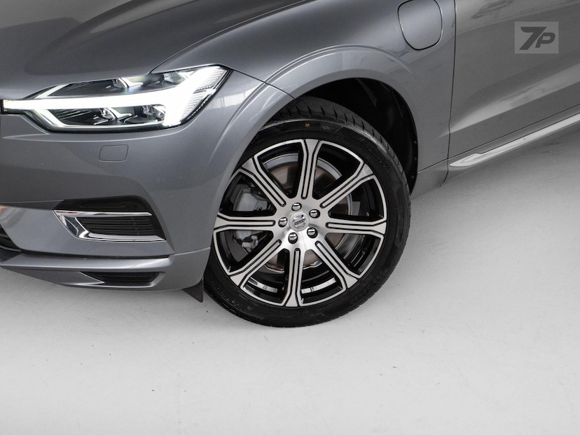 Foto do veículo VOLVO XC60  T8 INSCRIPT 2020 40.350 KM 189.000,00