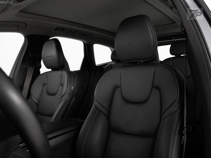 Foto do veículo VOLVO XC60  T8 INSCRIPT 2020 40.350 KM 189.000,00