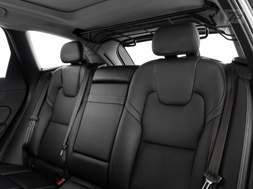 Foto do veículo VOLVO XC60  T8 INSCRIPT 2020 40.350 KM 189.000,00