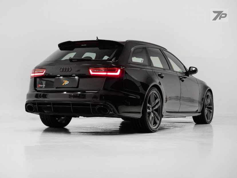 Foto do veículo AUDI RS6  AVANT 4.0TFSI 2015 72.342 KM 339.000,00