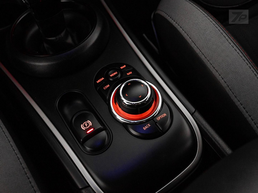 Foto do veículo MINI JOHN COOPER WORKS CYMAN ALL4 JCW 2022 70.885 KM 169.000,00