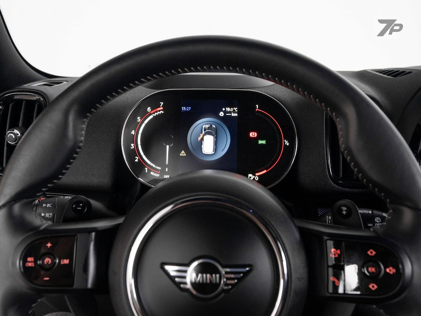 Foto do veículo MINI JOHN COOPER WORKS CYMAN ALL4 JCW 2022 70.885 KM 169.000,00