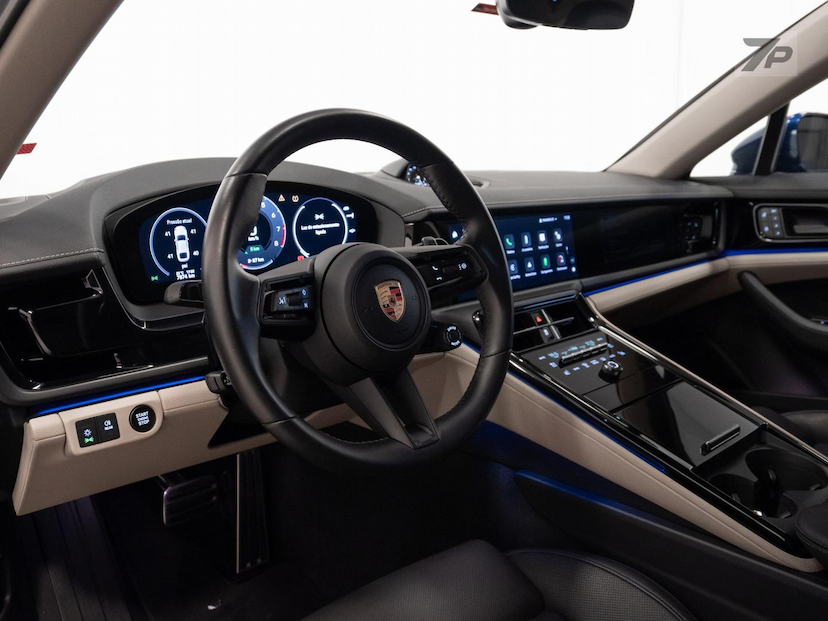 Foto do veículo PORSCHE PANAMERA  4EHYB 2025 7.895 KM 839.000,00