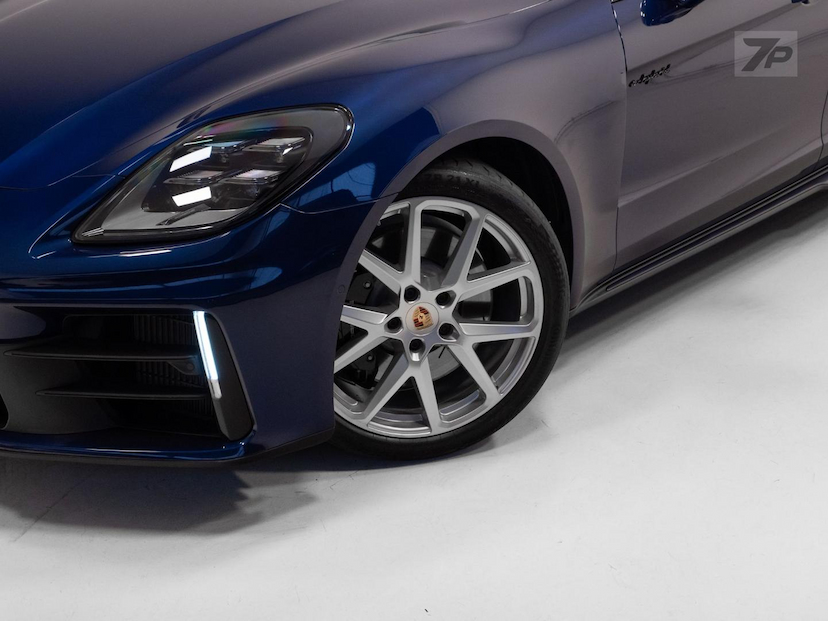 Foto do veículo PORSCHE PANAMERA  4EHYB 2025 7.895 KM 839.000,00