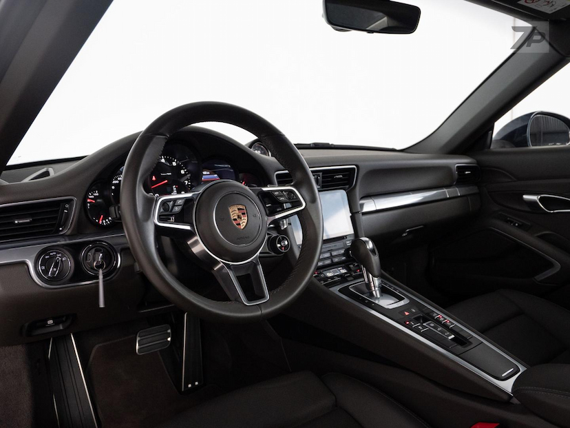 Foto do veículo PORSCHE 911  CARRERA 2019 23.600 KM 585.000,00