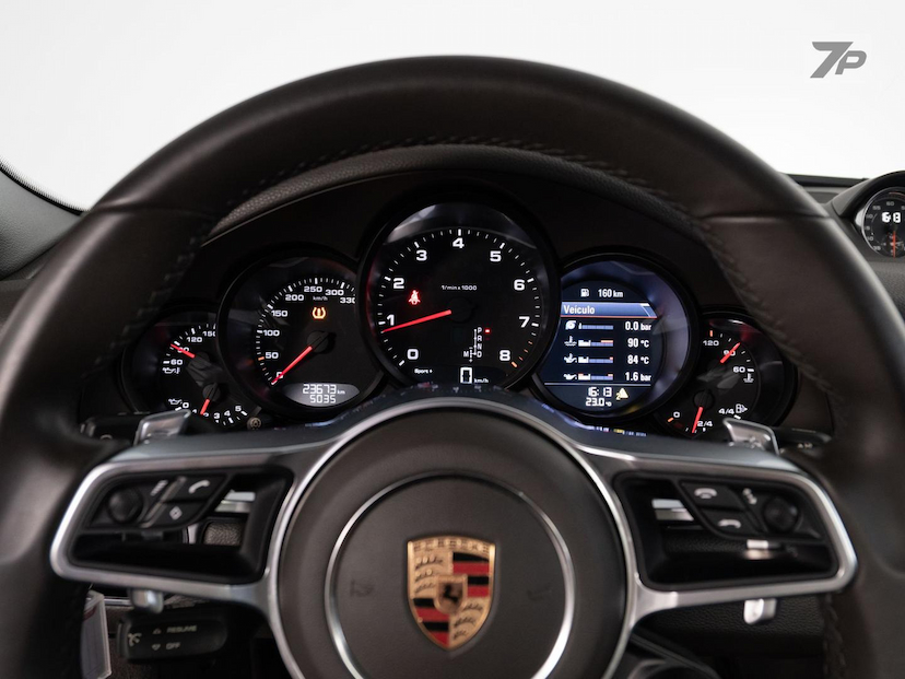 Foto do veículo PORSCHE 911  CARRERA 2019 23.600 KM 585.000,00