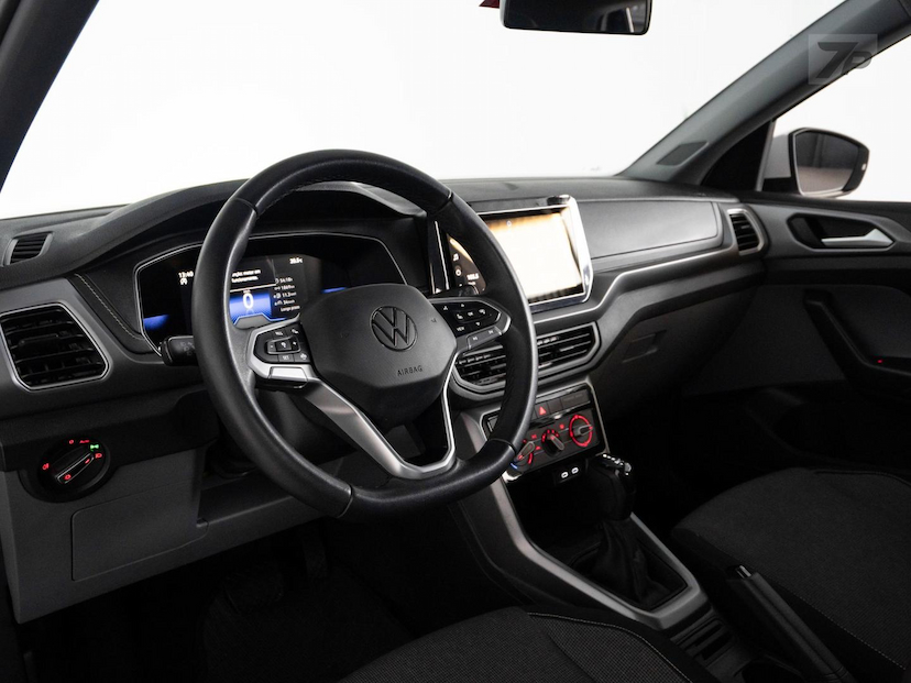 Foto do veículo VOLKSWAGEN T-CROSS T CROSS TSI 2025 31.430 KM 119.900,00