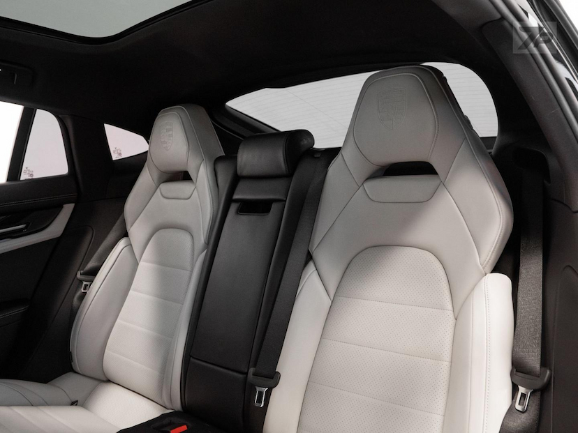 Foto do veículo PORSCHE PANAMERA  4EHYB 2026 2.370 KM 899.000,00