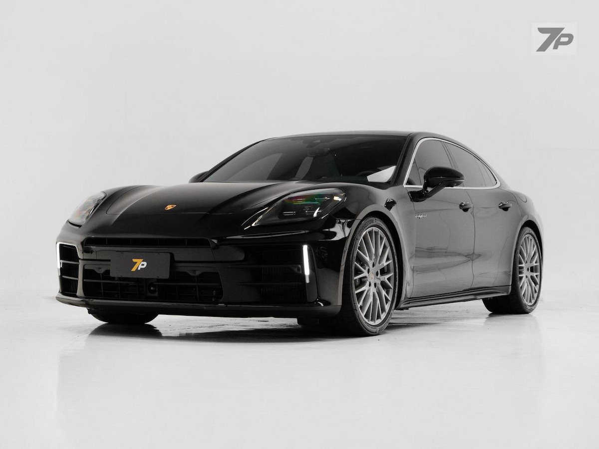 Foto do veículo PORSCHE PANAMERA  4EHYB 2025/2026 2.370 KM R$ 899.000,00
