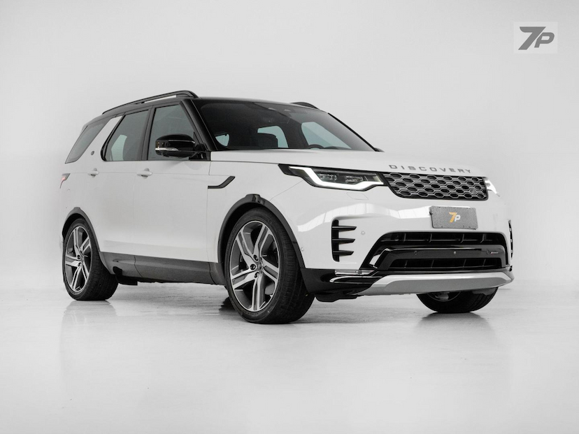 Foto do veículo LAND ROVER DISCOVERY DISC D300 LE 2023 42.356 KM 419.000,00