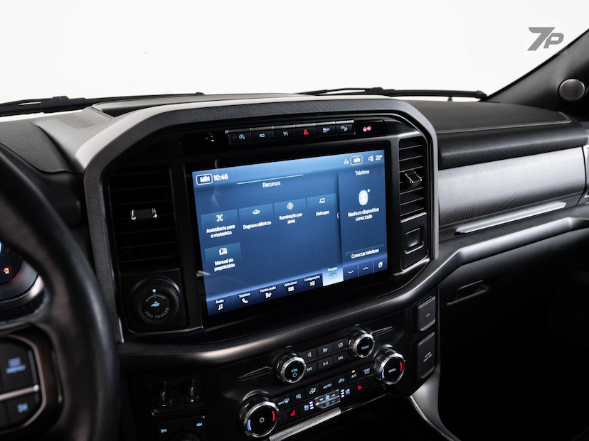 Foto do veículo FORD F-150  PLATINUM 2023 69.065 KM 339.500,00