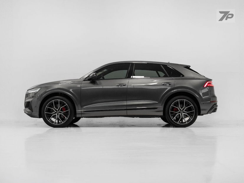 Foto do veículo AUDI Q8  3.0TFSI 2021 80.499 KM 325.000,00
