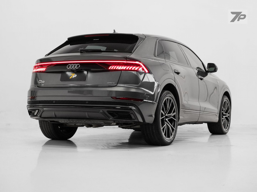 Foto do veículo AUDI Q8  3.0TFSI 2021 80.499 KM 325.000,00