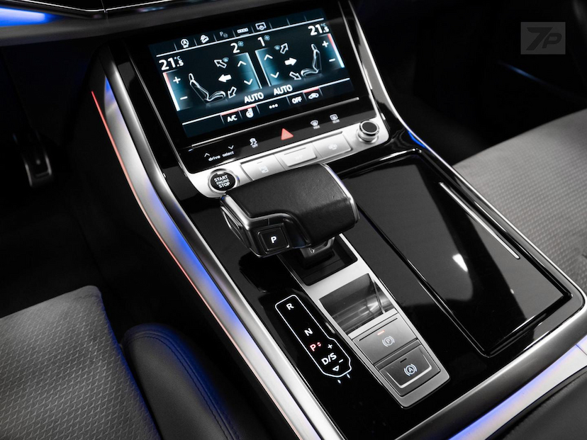 Foto do veículo AUDI Q8  3.0TFSI 2021 80.499 KM 325.000,00